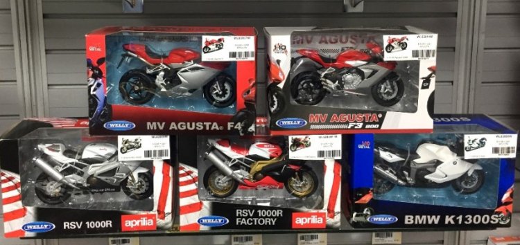 Father's Day Special 1:10 Die-Cast Model Motor Bikes (Limited Time Only)